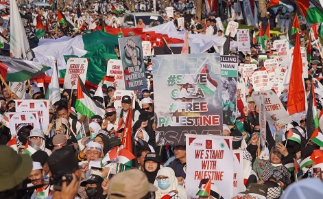 Satu Juta Lebih Massa Bela Palestina Padati Kedubes AS Di Jakarta